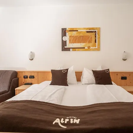 Alpin Hotel 3*